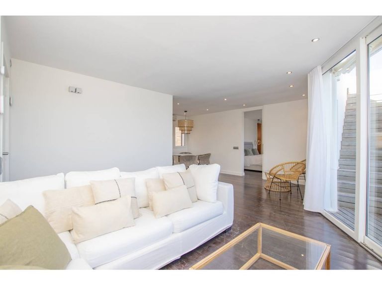 Property thumbnail 14