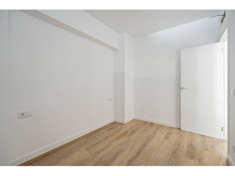 Property thumbnail 10