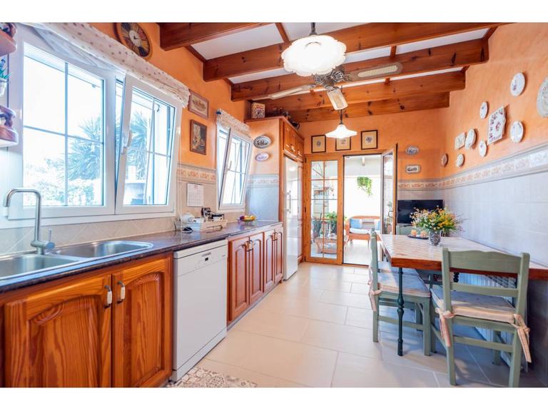 Property thumbnail 10