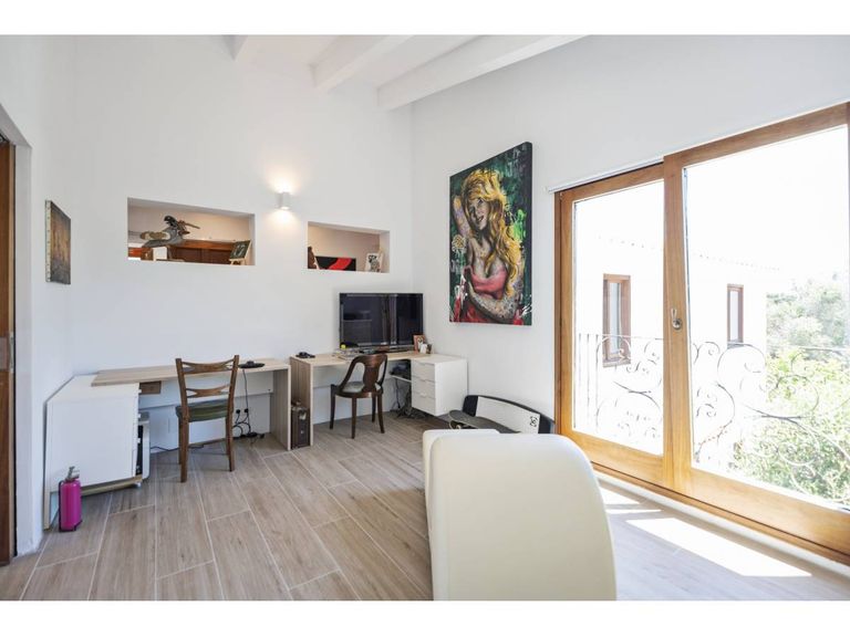 Property thumbnail 25