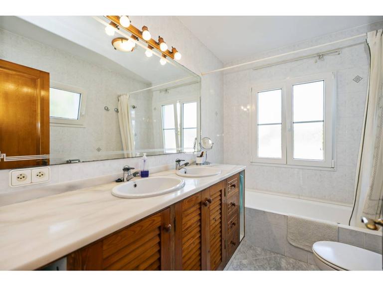 Property thumbnail 14