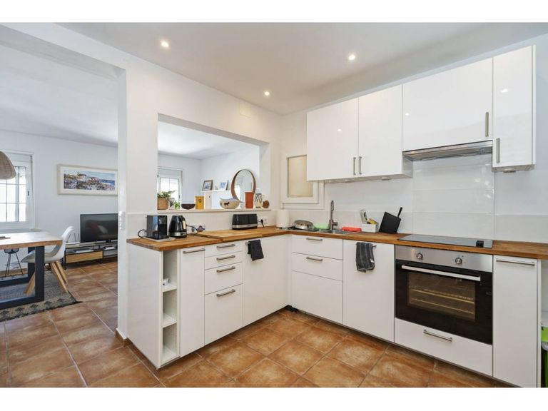 Property thumbnail 2