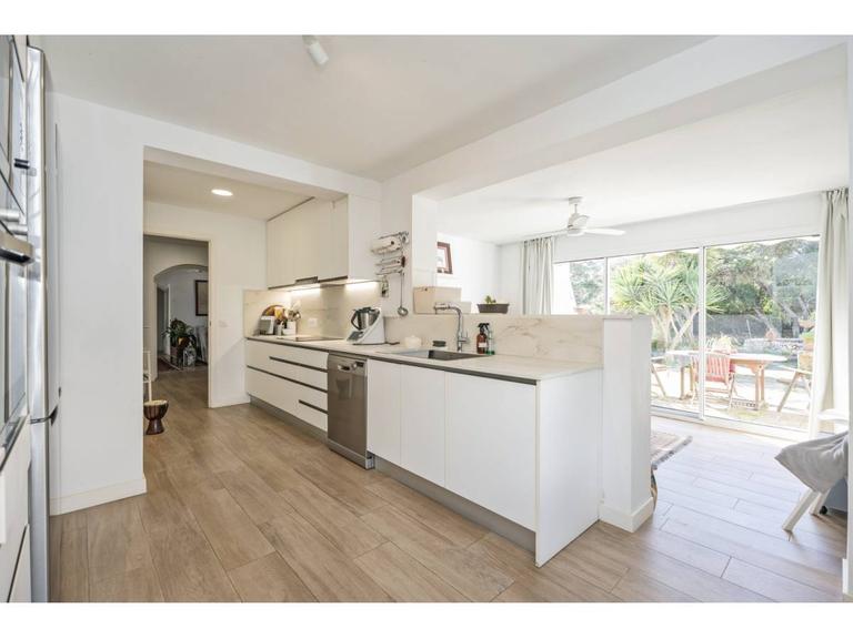 Property thumbnail 10