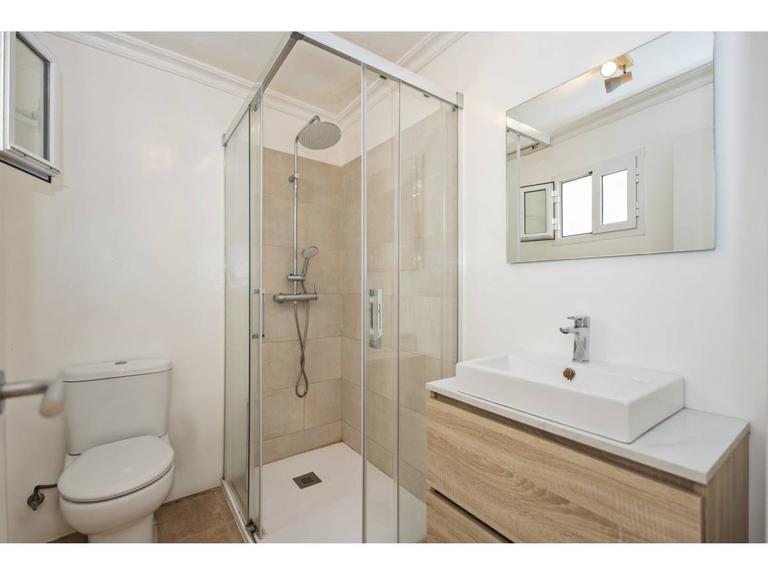Property thumbnail 12