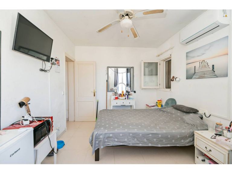Property thumbnail 19