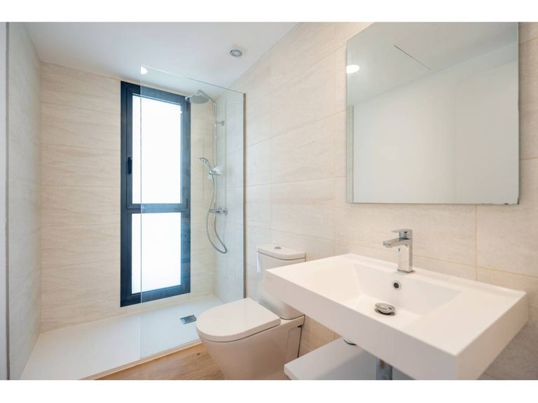 Property thumbnail 9