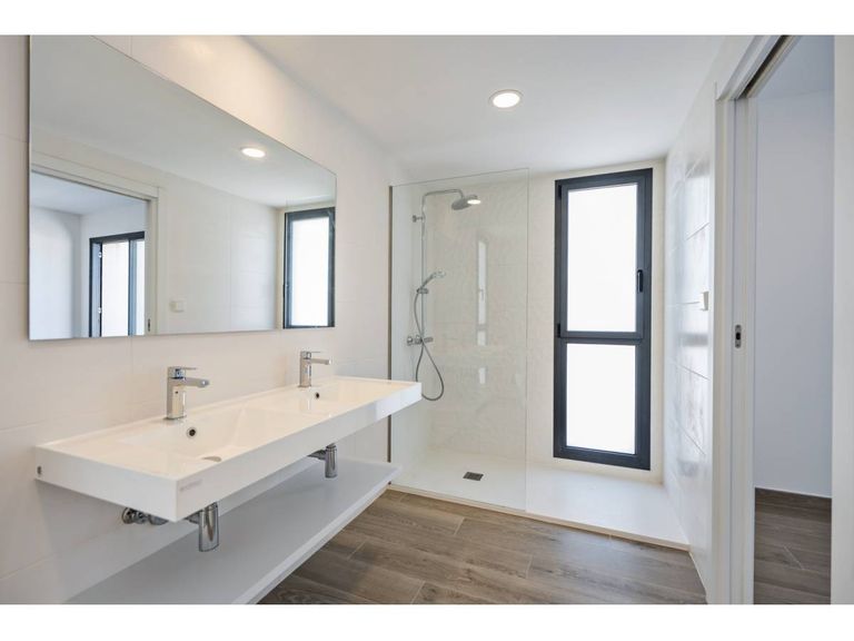 Property thumbnail 14