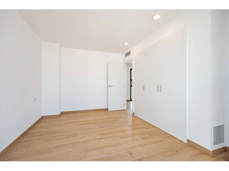 Property thumbnail 19