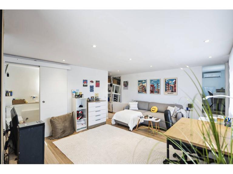 Property thumbnail 2