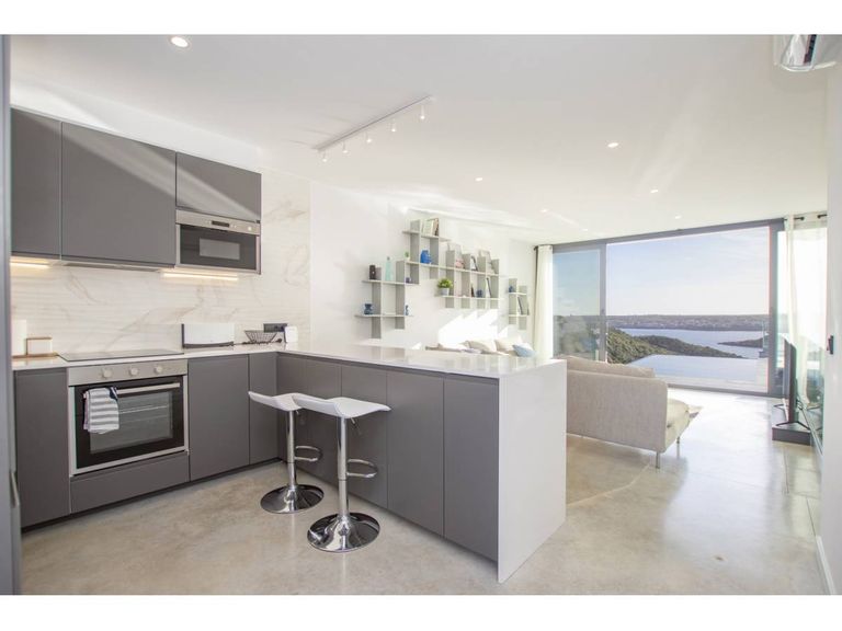 Property thumbnail 11