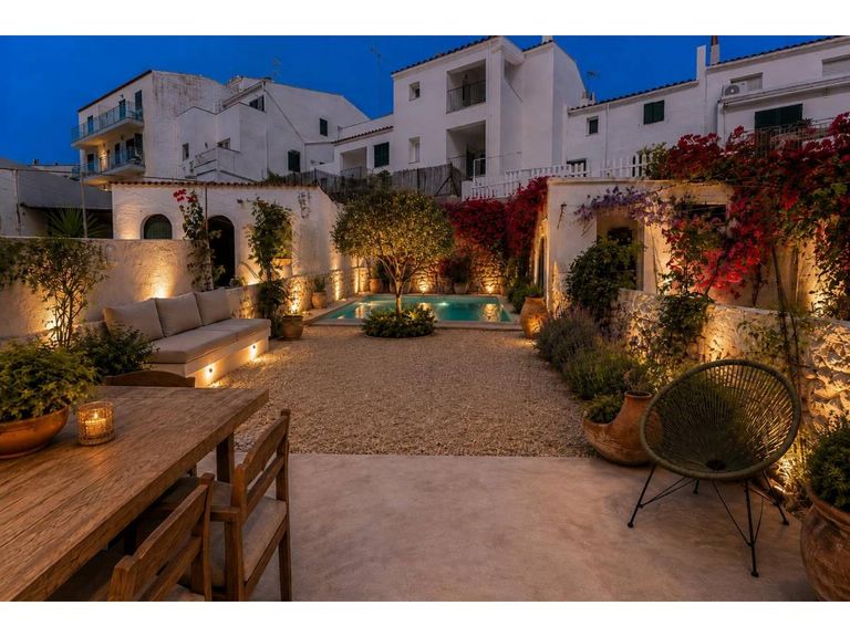 3 bedroom Commercial and Hotel in Alayor, Menorca - Property BM93741