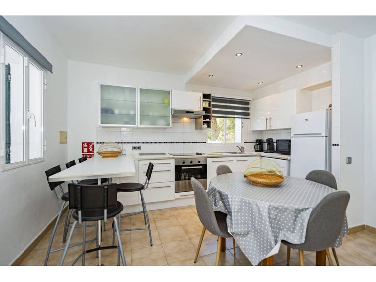 Property thumbnail 8