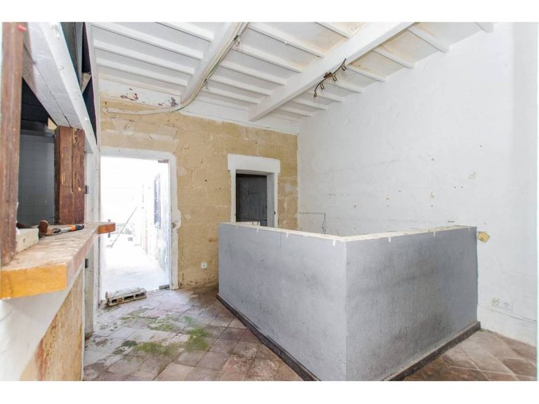Property thumbnail 2