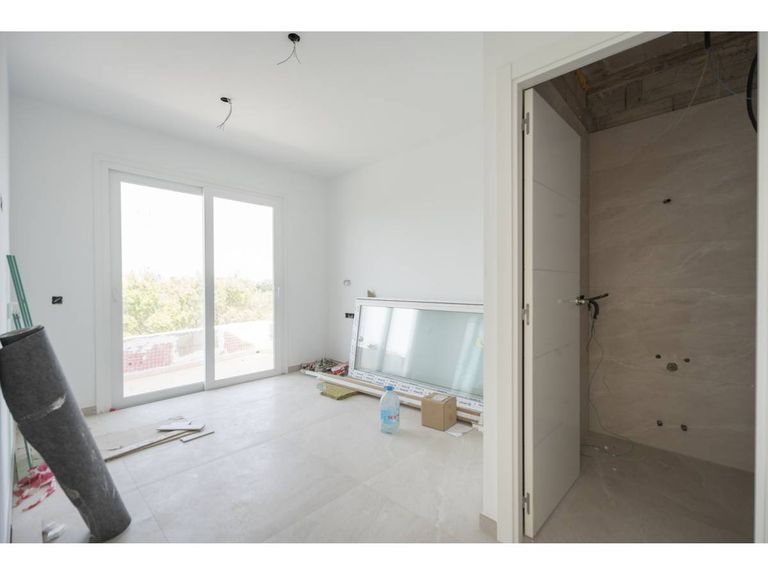 Property thumbnail 14