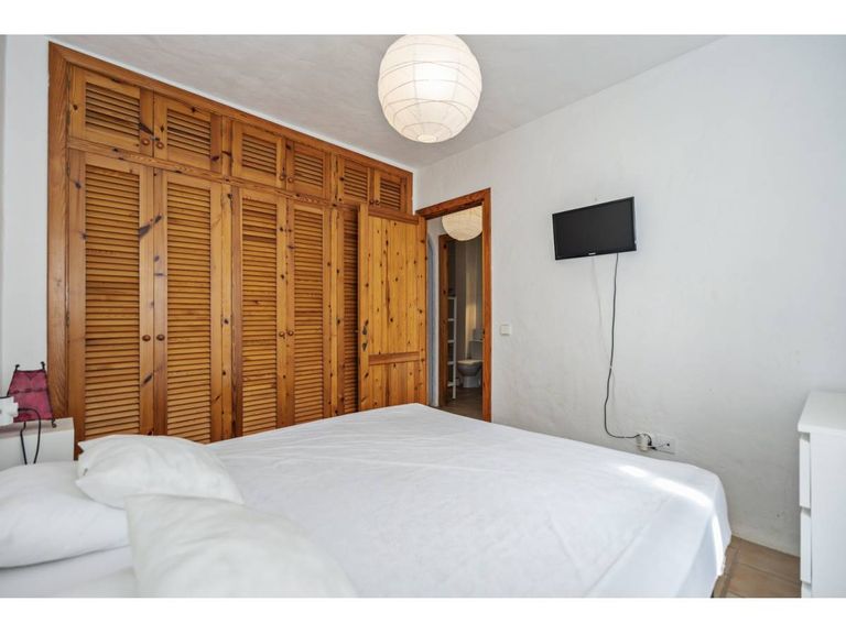 Property thumbnail 1