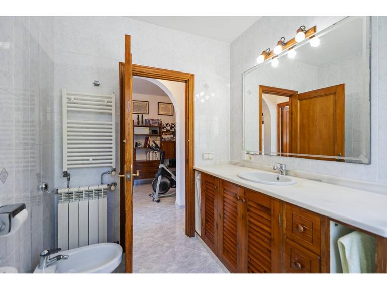 Property thumbnail 19