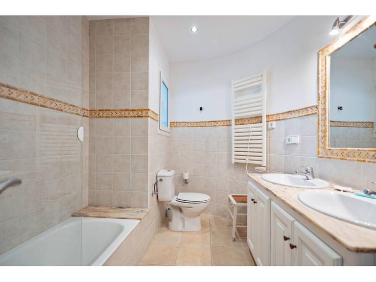 Property thumbnail 10