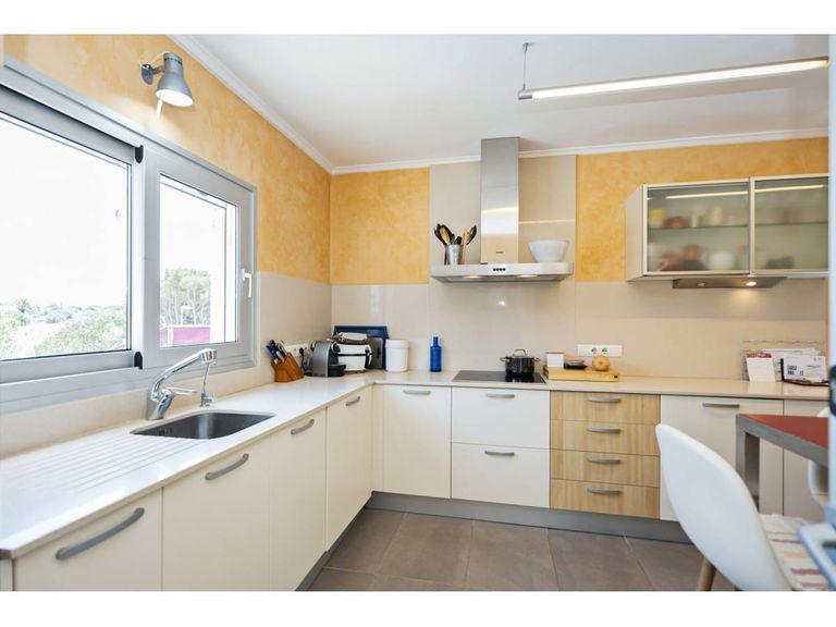Property thumbnail 11