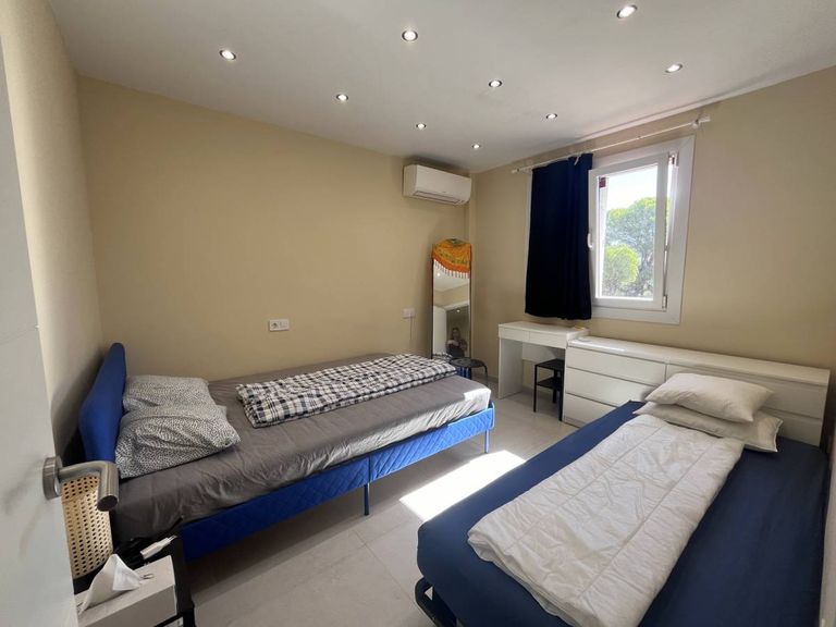 Property thumbnail 16