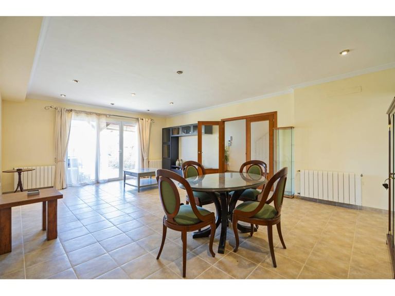 Property thumbnail 25