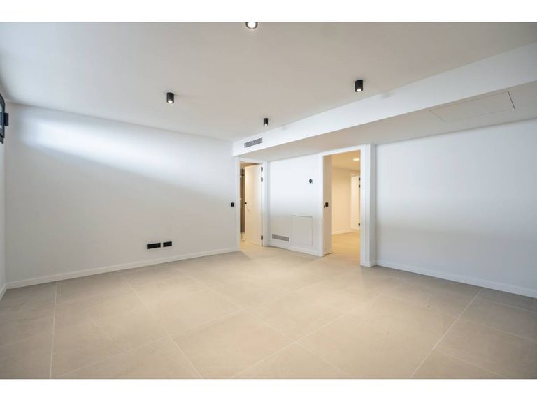 Property thumbnail 32