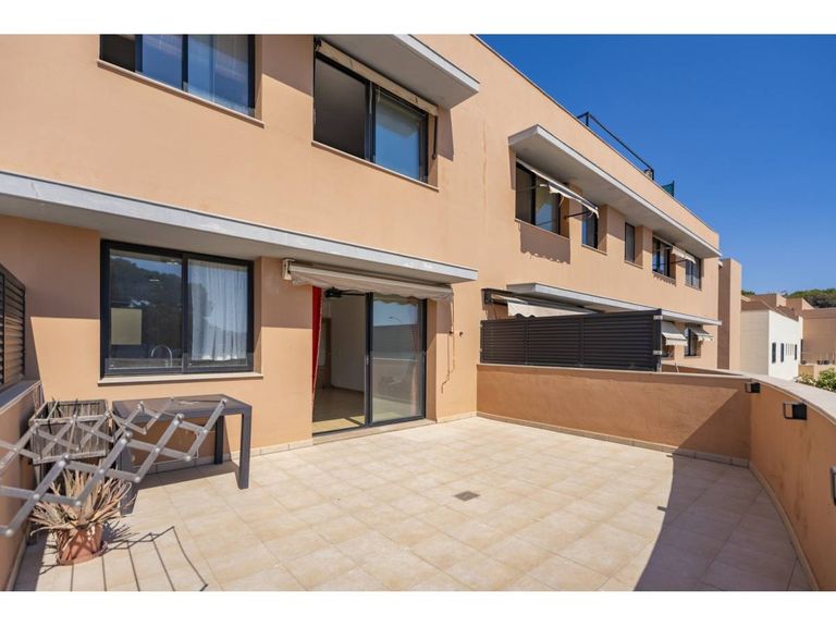 Property thumbnail 2