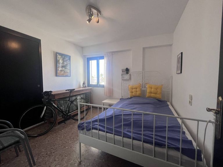Property thumbnail 12