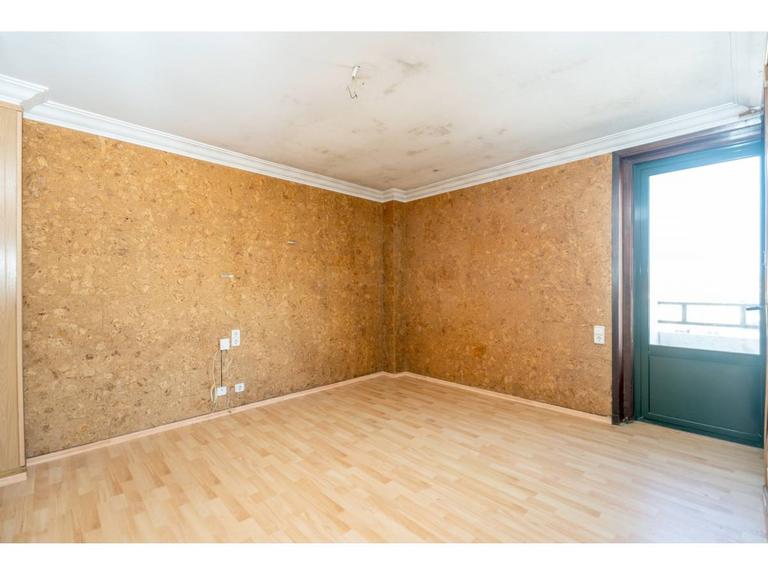 Property thumbnail 25