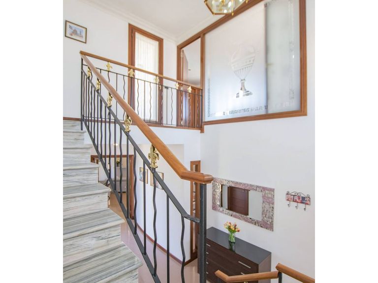Property thumbnail 36