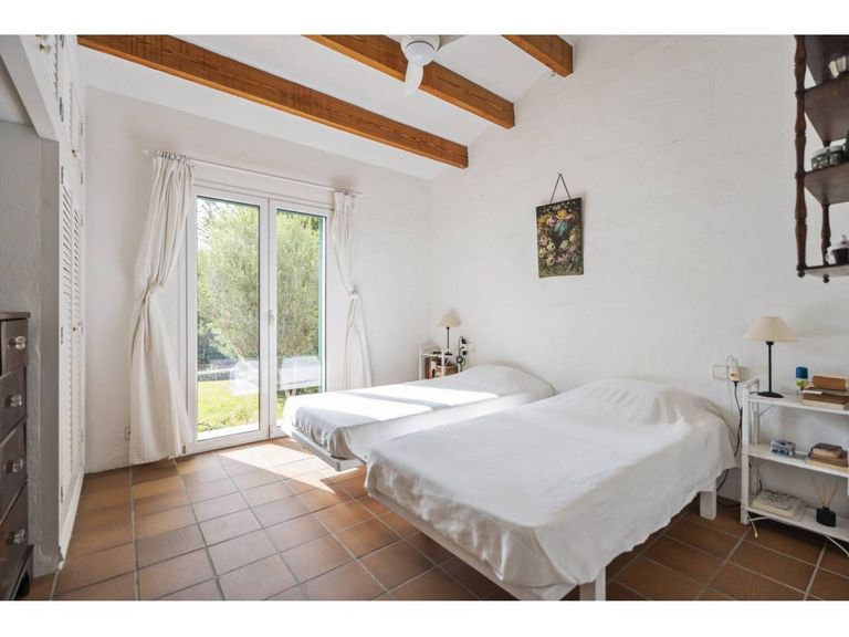 Property thumbnail 7