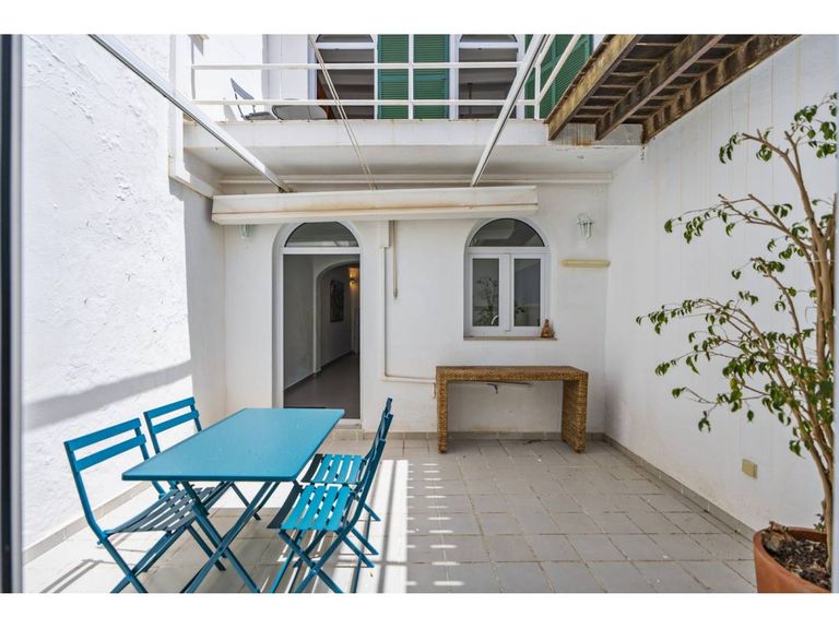 Property thumbnail 1