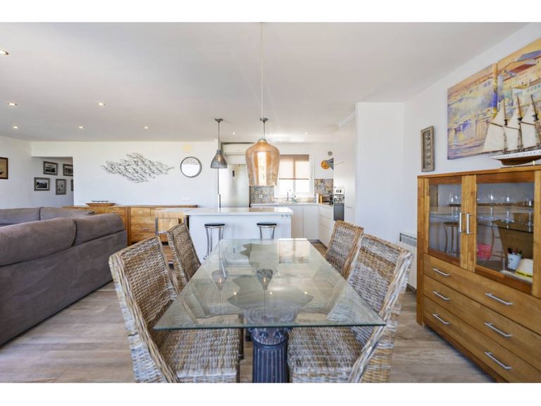 Property thumbnail 8