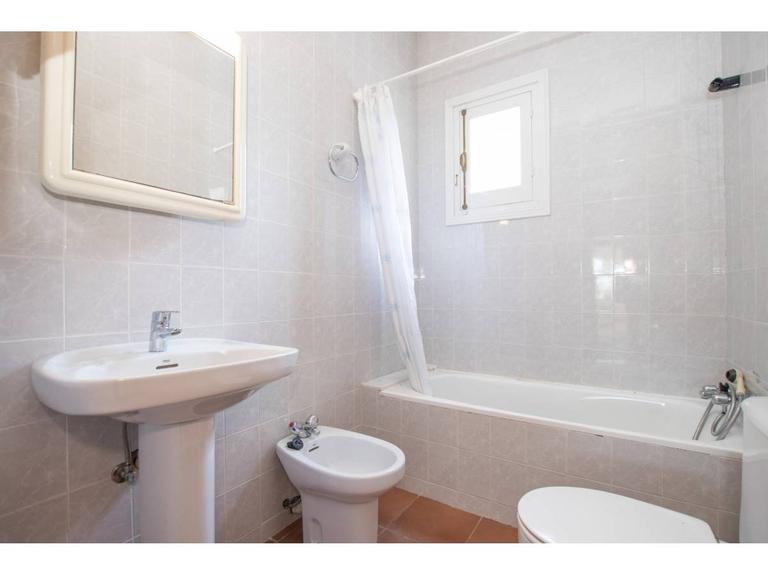 Property thumbnail 18