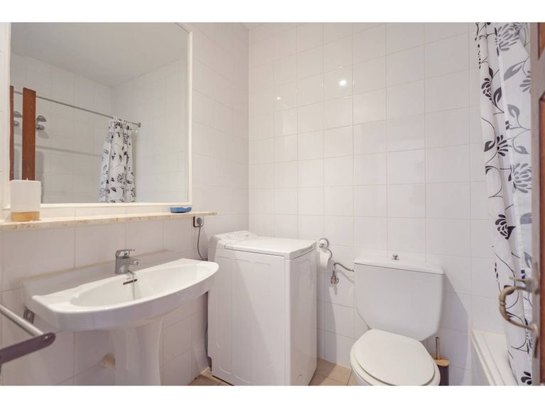 Property thumbnail 10