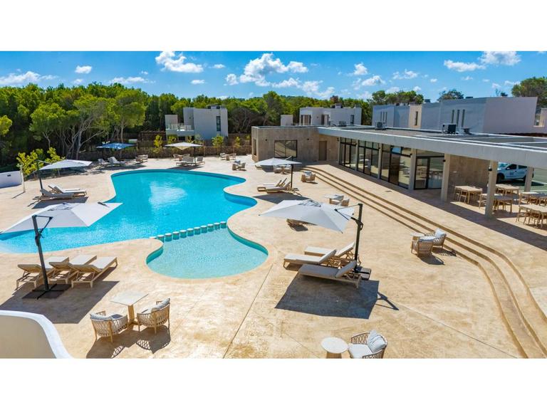 Property thumbnail 12