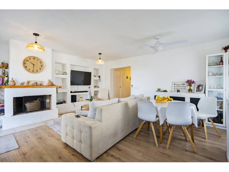 Property thumbnail 12