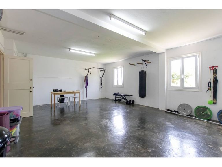 Property thumbnail 32