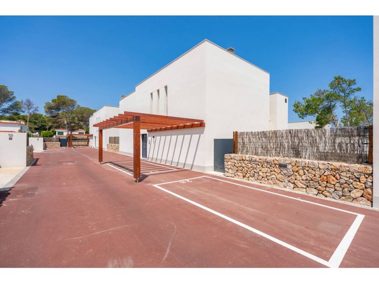 Property thumbnail 25