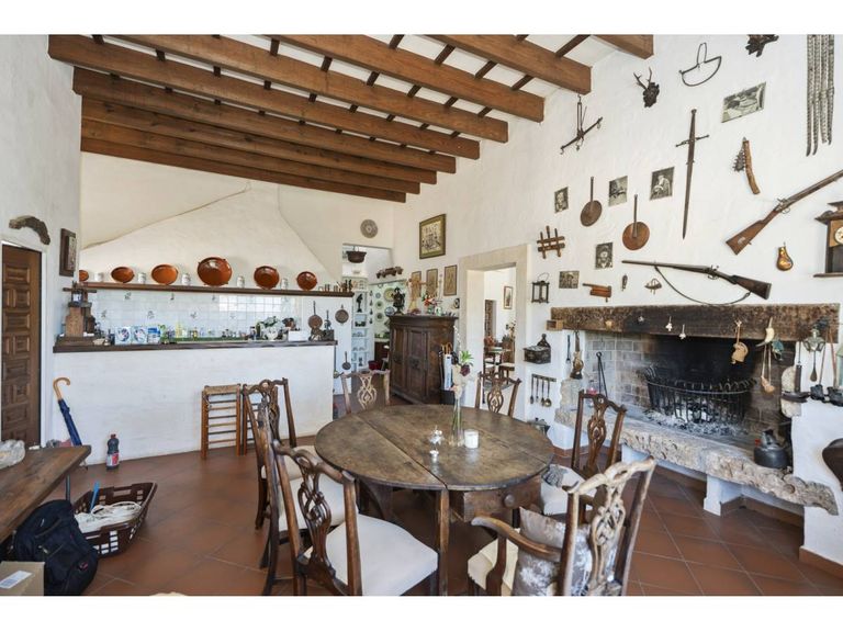 Property thumbnail 11