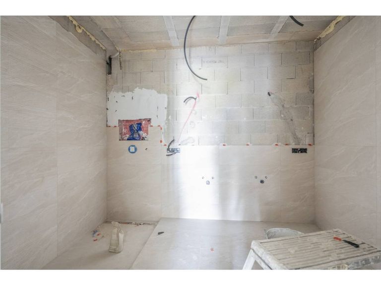 Property thumbnail 32