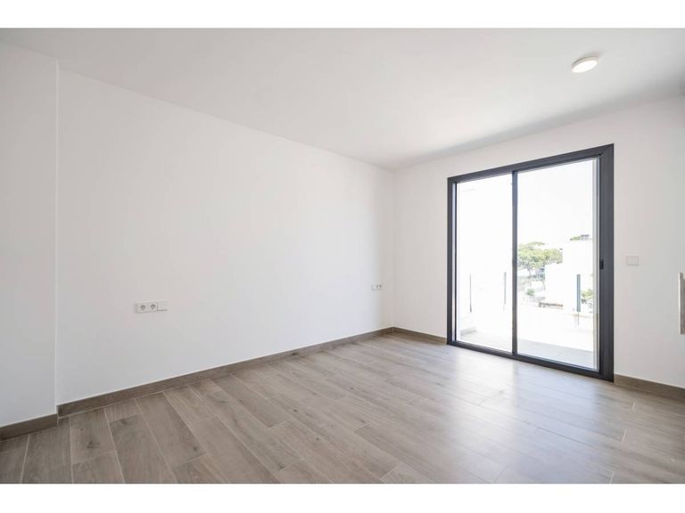 Property thumbnail 16