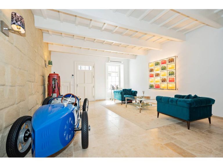 Property thumbnail 64