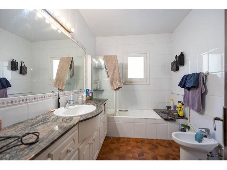 Property thumbnail 11