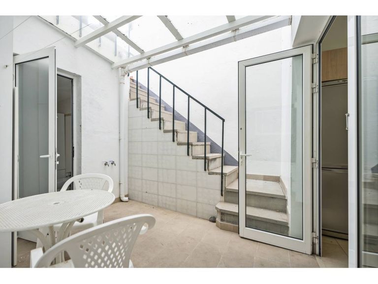 Property thumbnail 8