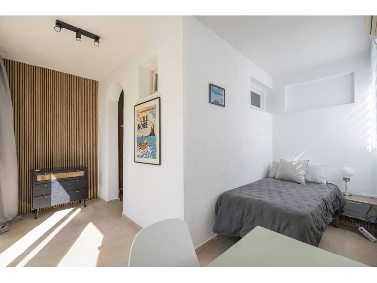 Property thumbnail 23