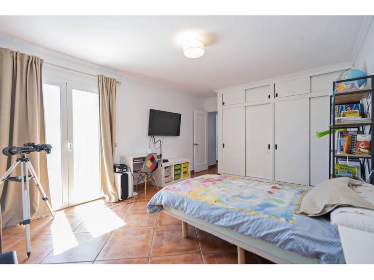 Property thumbnail 10