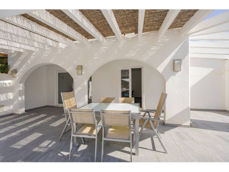 Property thumbnail 4
