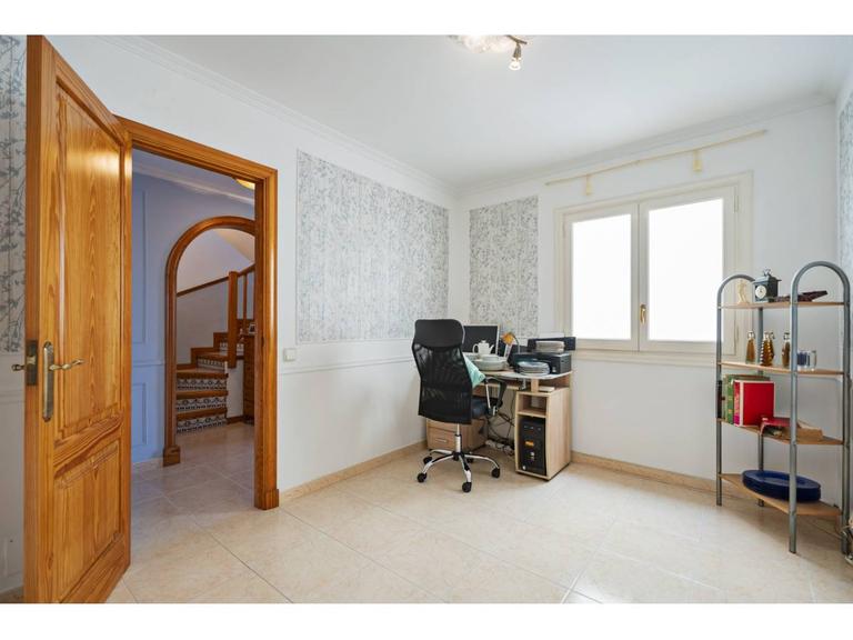 Property thumbnail 11