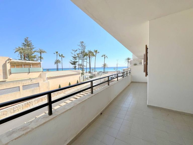 2 bedroom Apartment in Cala Millor, Mallorca - Property BM46037
