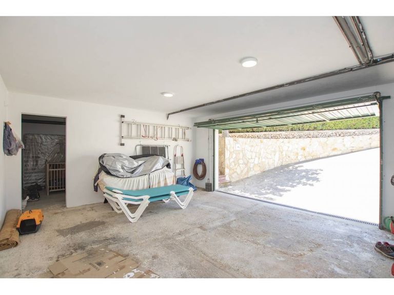 Property thumbnail 19